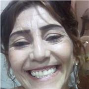 Profesora de inglés con 15 años de experiencia ofrece clases particulares de inglés para niños y adultos en Cali  Titulación superior en enseñanza de idiomas (inglés-Francés) da clases online o también a domicilio en Cali